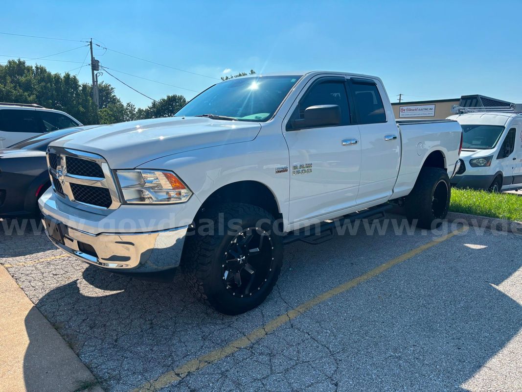 2017 RAM 1500 Hemi 4x4