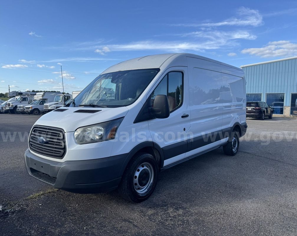 2015 Ford Transit Cargo Van Medium Roof