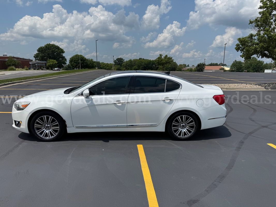 2016 Kia Cadenza