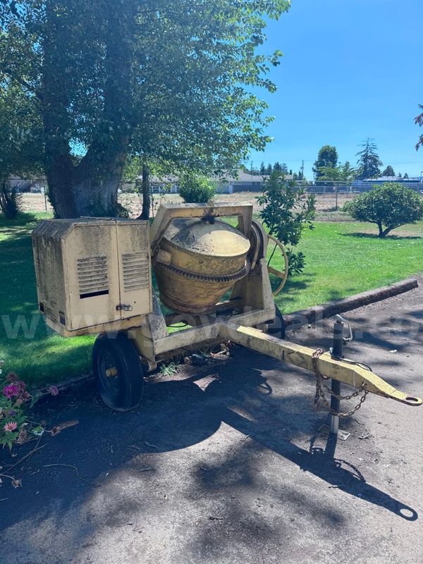 Concrete mixer