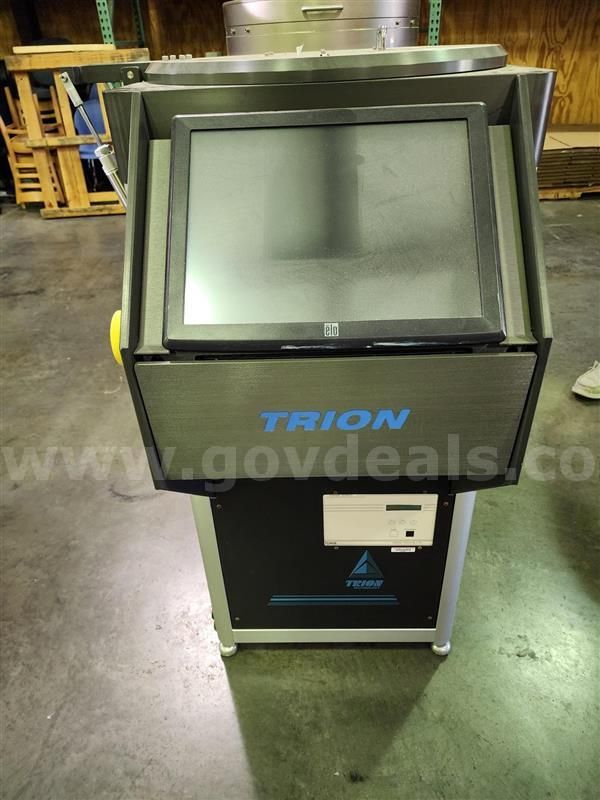 Trion Mini-lock PECVD System (Plasma Enhanced Chemical Vapor Deposition)
