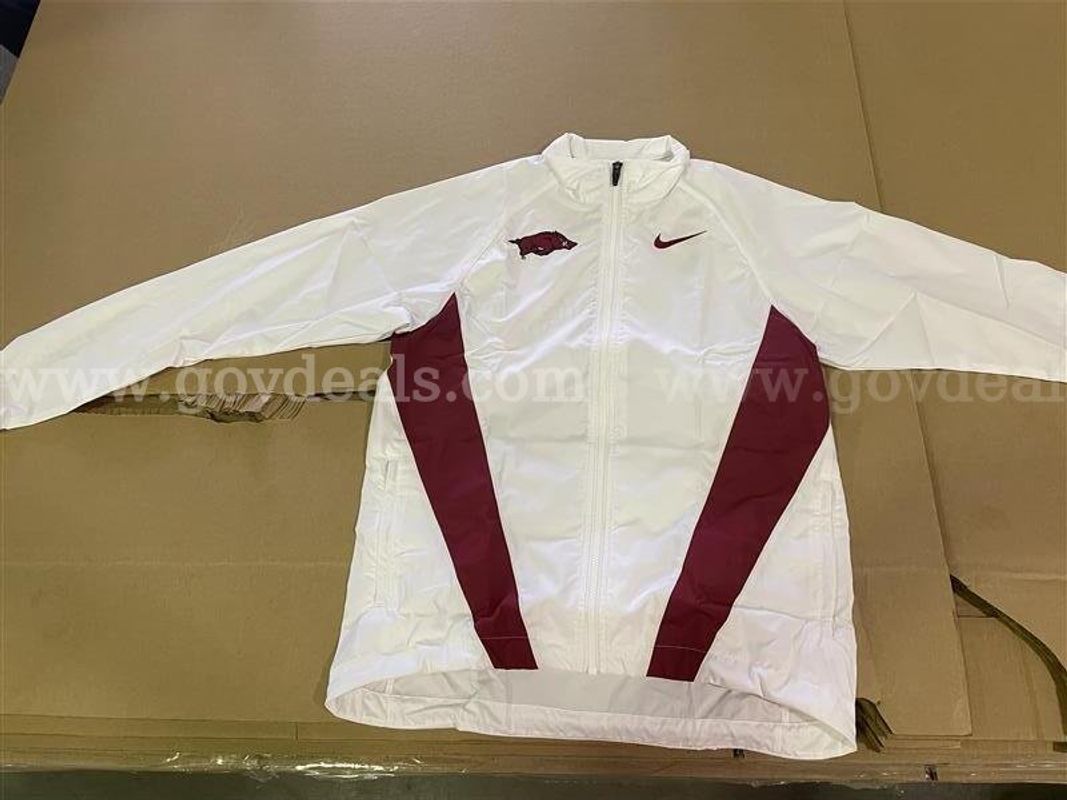 Arkansas Razorback Windbreaker Jacket (2)