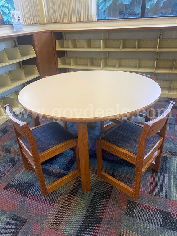 child size table and chairs