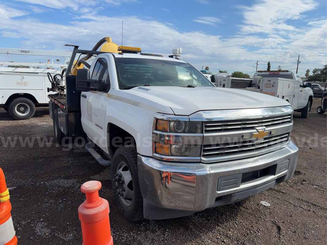 2015 Chevrolet Silverado 3500HD Work Truck Long Box 2WD