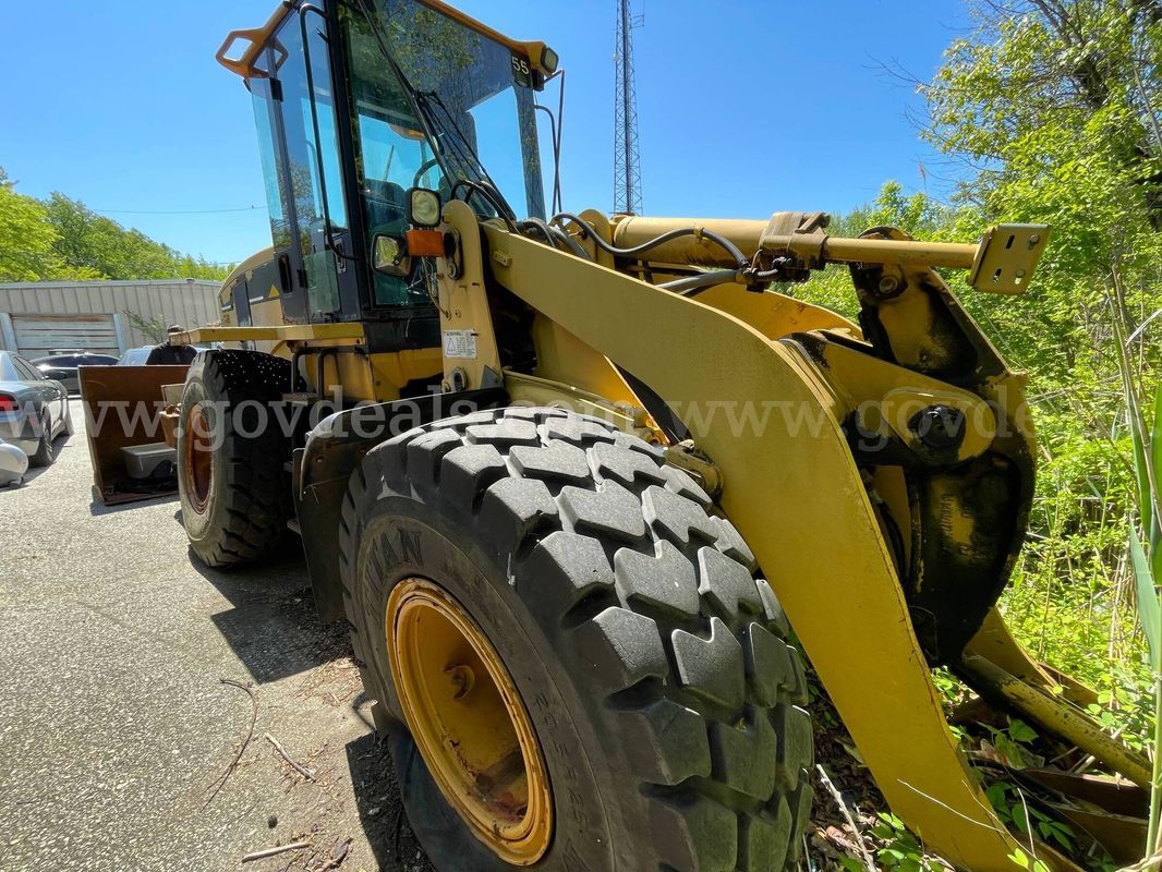1998 Caterpillar Front End Loader