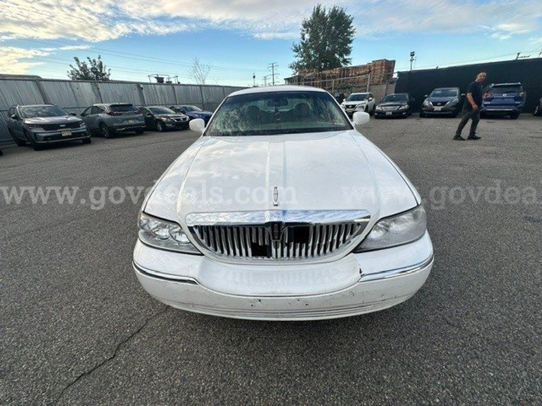2009 Lincoln Town Car
