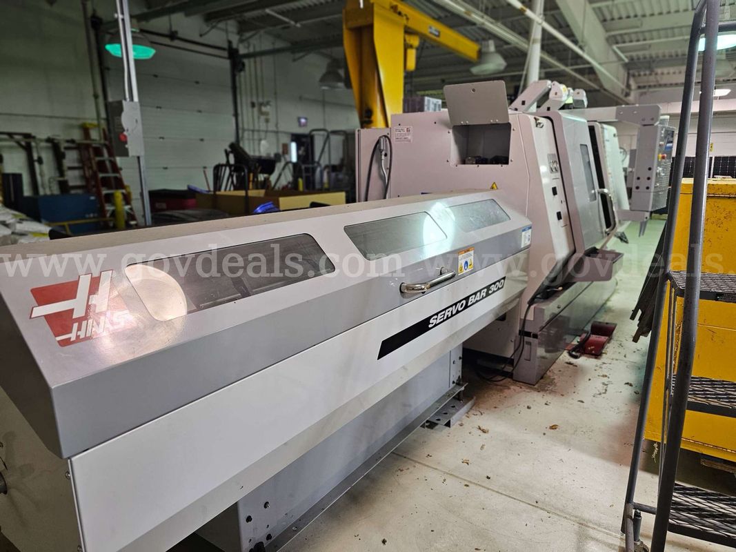 HAAS Lathe with Servo Bar 300