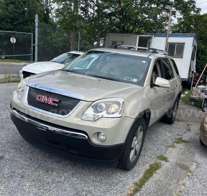 2011 GMC Acadia SLT