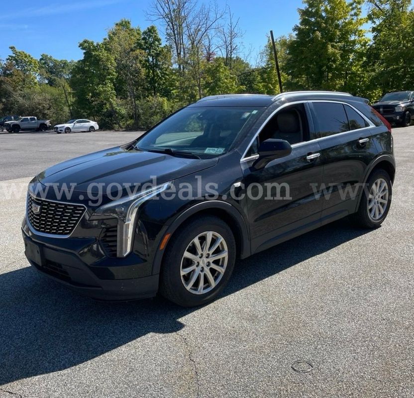 2019 Cadillac XT4 Luxury AWD