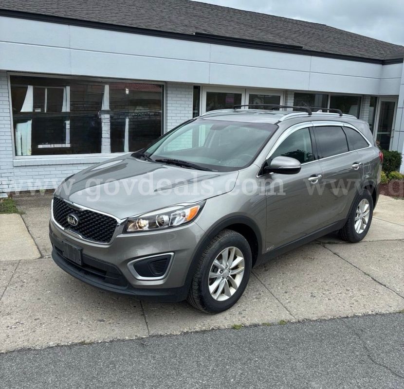 2016 Kia Sorento LX 82k