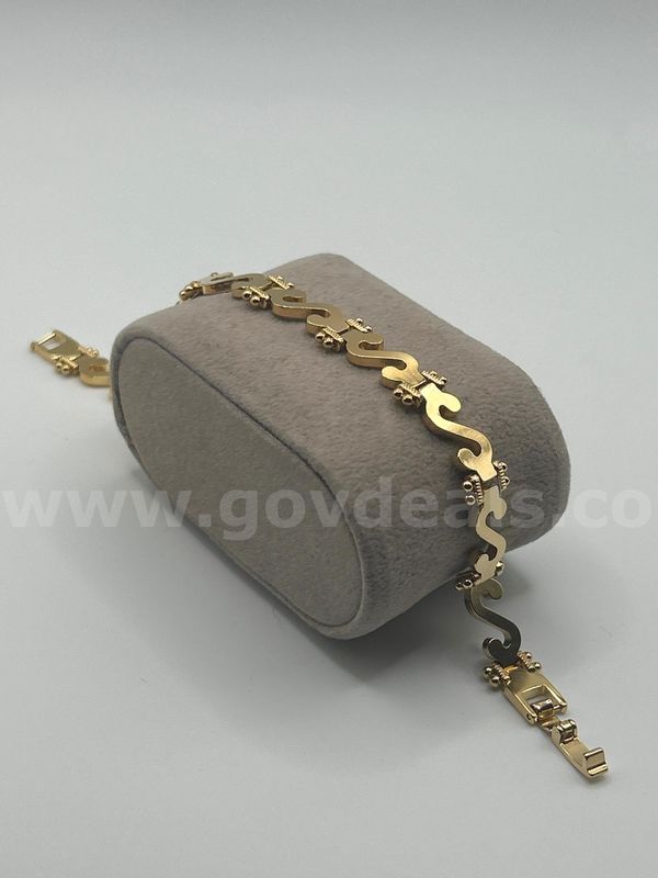 Gorgeous 7” Link Bracelet. 24k Real Gold Filled