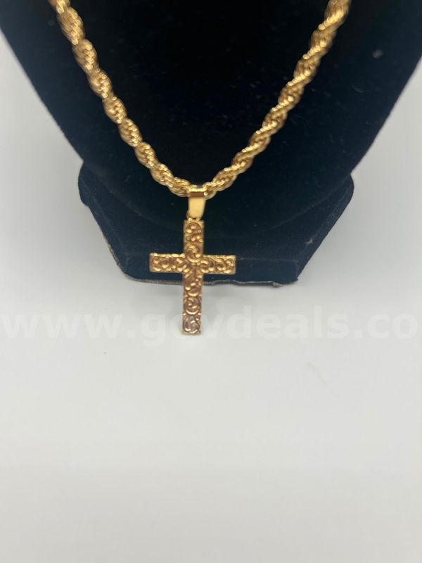 24k Gold, 4MM Rope Necklace W/Cross Pendant