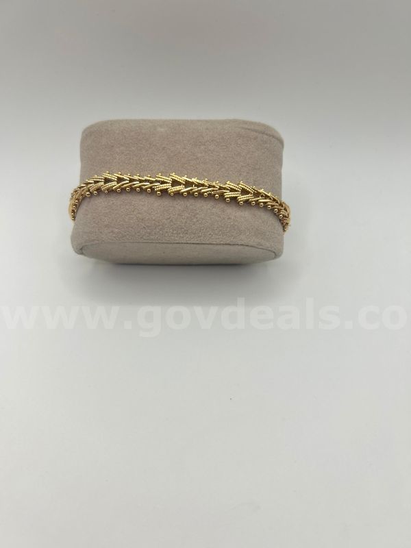 8” Flex V Bracelet. 24K Real Gold Filled.
