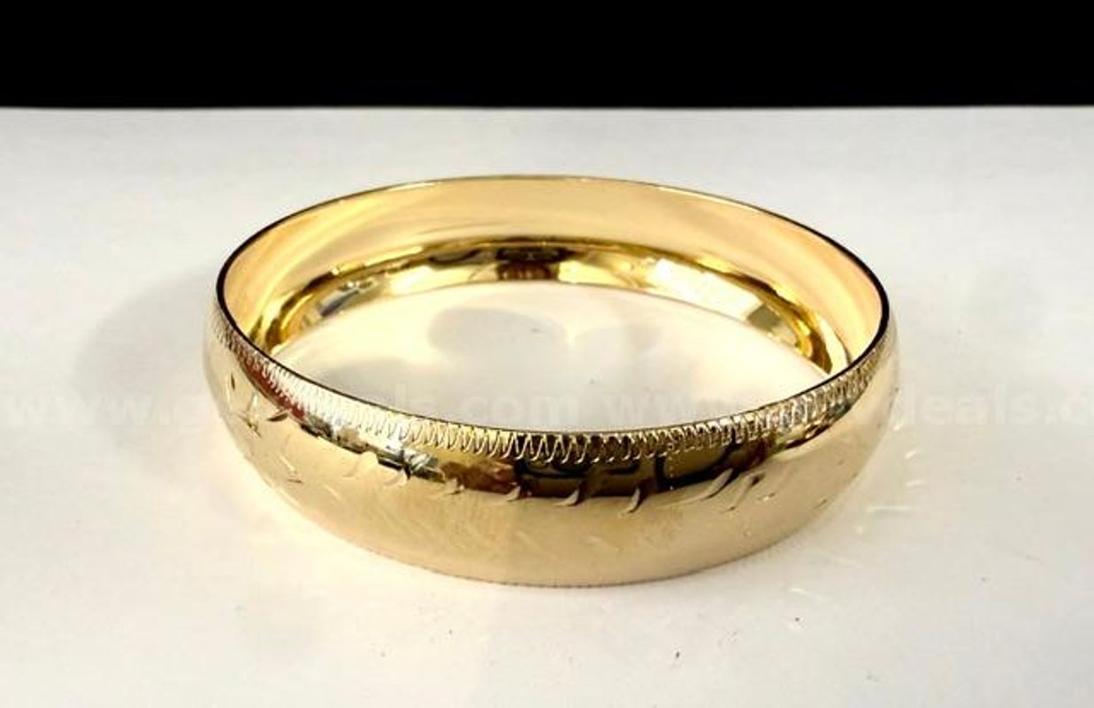 Gorgeous, Ladies, Diamond Cut, Thick 2" Bangle Bracelet, Real 24k Gold Plated
