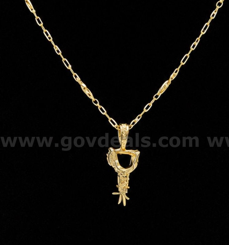 Beautiful, Dainty Necklace W/Western Spur Pendant. 24k Real Gold Filled.