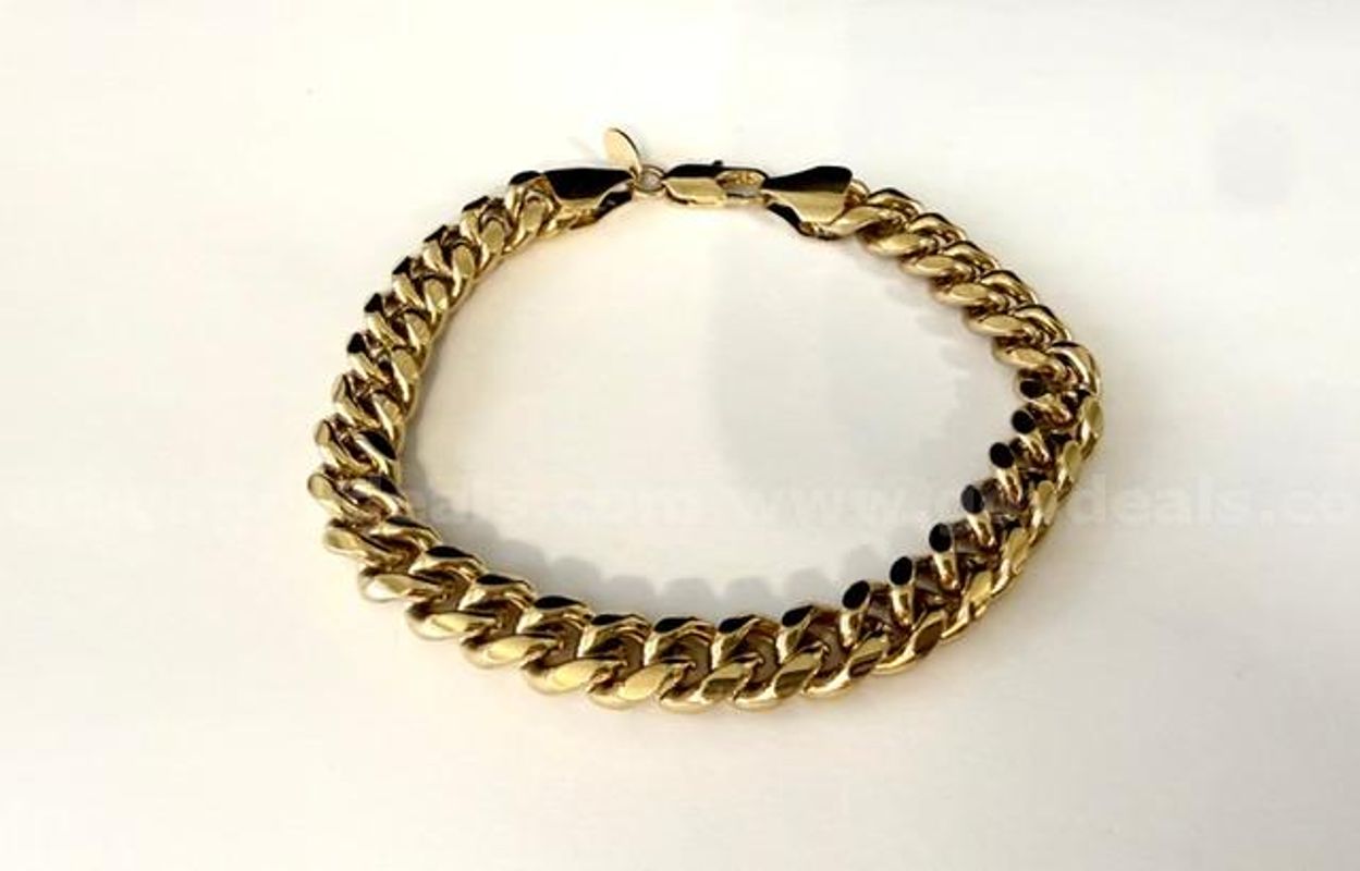 Beautiful, 24k Gold, Heavy 9 Inch, Men’s Curb Link Bracelet