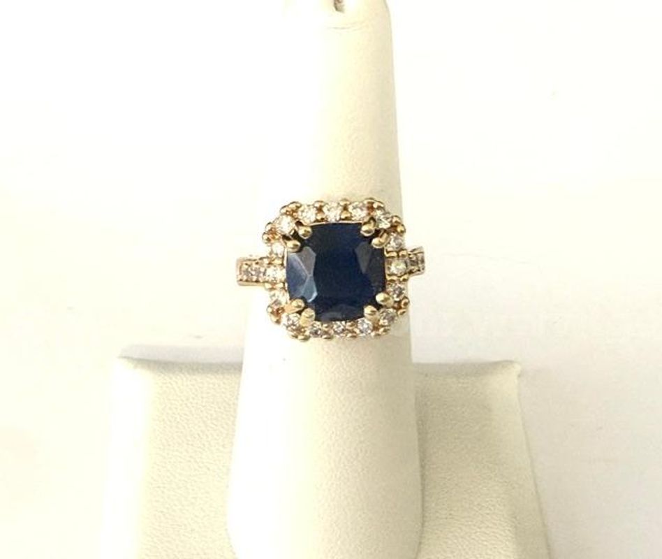 Ladies, Size 6 1/2, Stunning, CZ Sapphire Solitaire Ring W/Accents, Real 24k Gold Filled