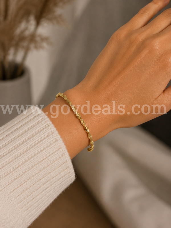 7” Twisted Link Bracelet! 24K Real Gold Plated