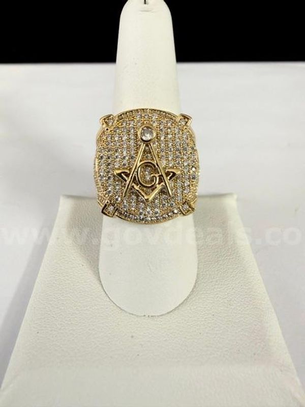 Gorgeous, Size 9, Men’s, CZ Bling Masonic Ring, Real 24k Gold Filled