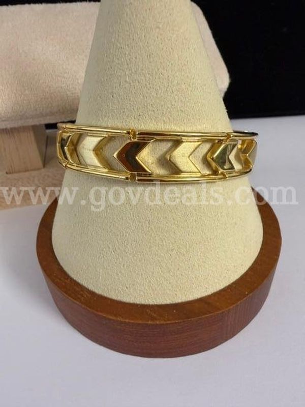 Beautiful, 7 Inch, Cut Out Link ID Bracelet, Real 24k Gold Filled