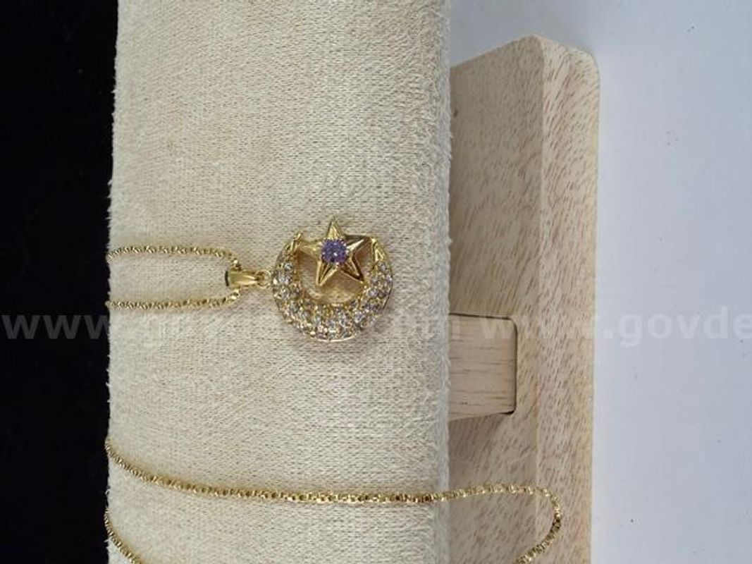 Attractive, 24k Gold, 18 Inch, Diamond Cut Box Chain Necklace W/CZ Moon and Amethyst Star Pendant