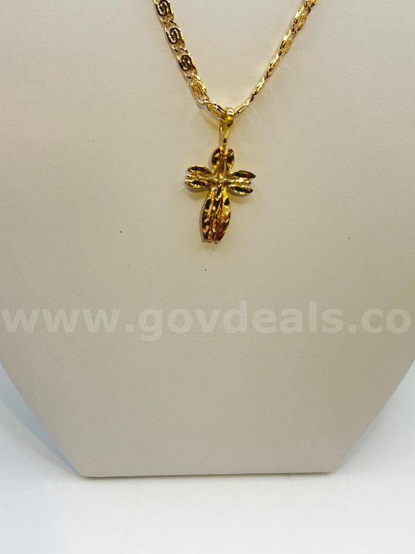 24k Gold, 22”, Byzantine W/ Diamond Cut Cross Necklace READ ⬇️!
