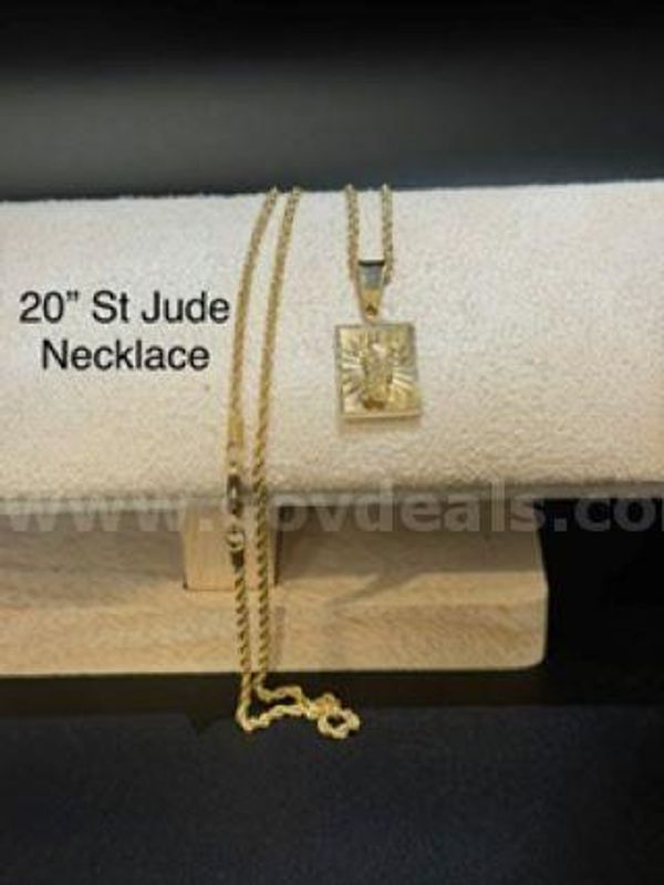 Beautiful, 1MM, 20 Inch, Diamond Cut Rope Chain W/Saint Jude Pendant, Real 24k Gold Filled