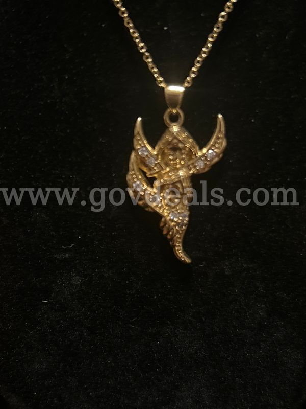 18” Chain Necklace W/CZ Gemini Pendant, 24K Real Gold Filled.