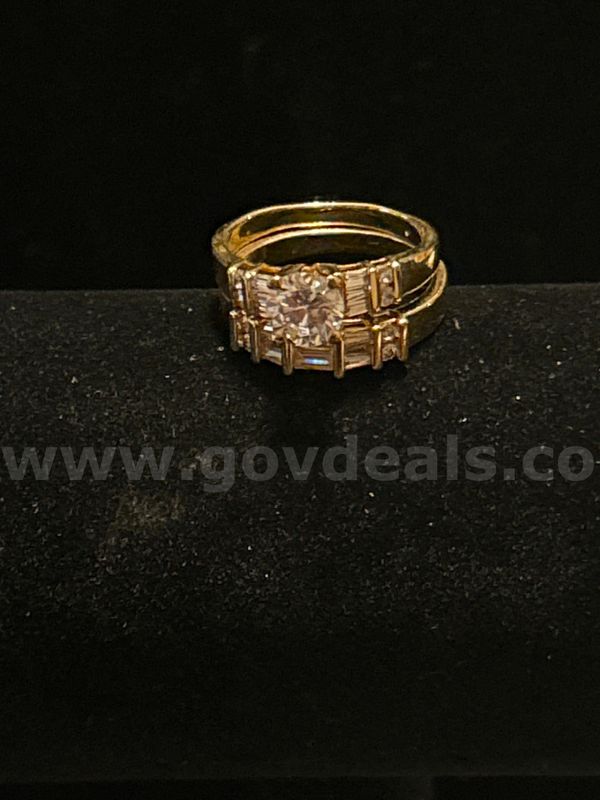 Stunning, Ladies, 24k Gold, Size 10, CZ, Bridal Ring Set. FREE SHIPPING W/ BUY IT NOW!!