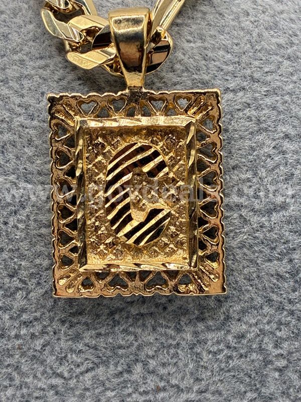 Beautiful, 22" 24k Real Gold Filled. Italian Figaro Necklace W/ “C” Diamond Cut Pendant.