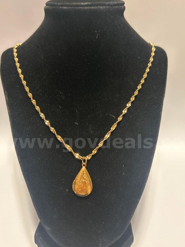 24k Gold, 24”, Whisper Necklace W/ Tear Drop, Floral Etched, Pendant. Read⬇️