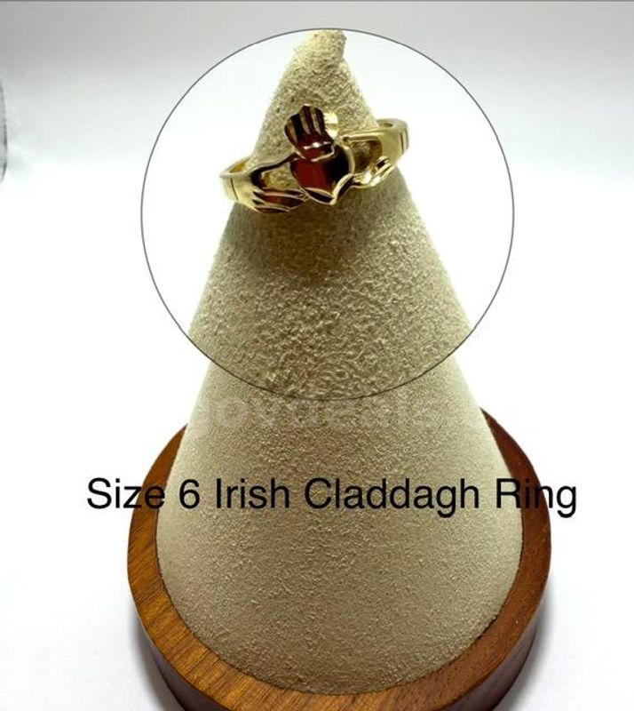 Attractive, Size 6, Diamond Cut Irish Claddagh Ring, 24k Real Gold Filled