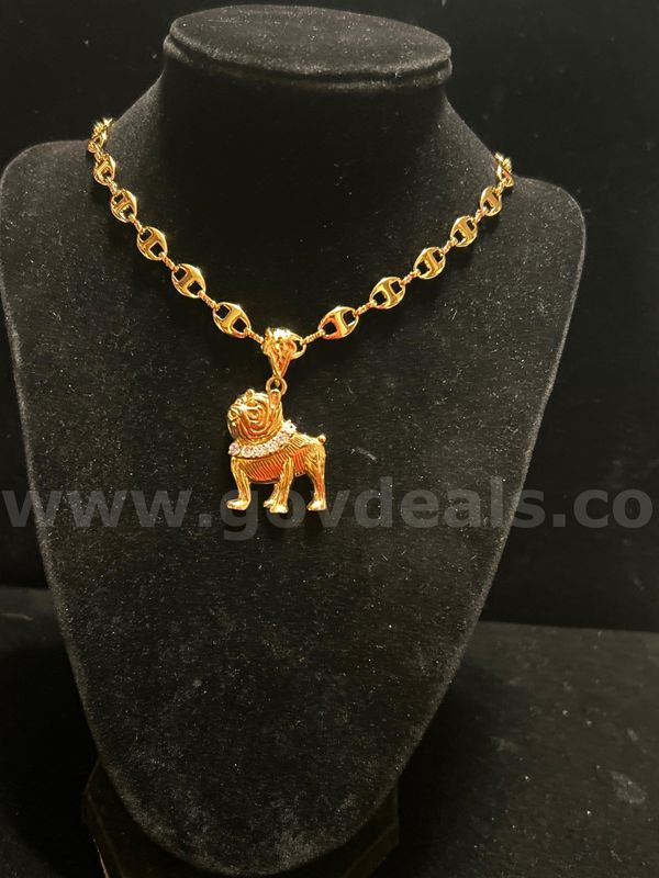 20”, Anchor Link Necklace, W/ Bulldog, 24k Gold. Read⬇️ FREE SHIPPING W/ BUY NOW