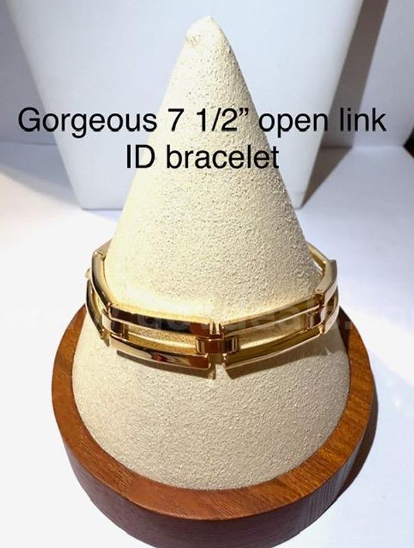Gorgeous, 7 1/2 Inch, Ladies, Open Link ID Bracelet, 24k Real Gold Filled