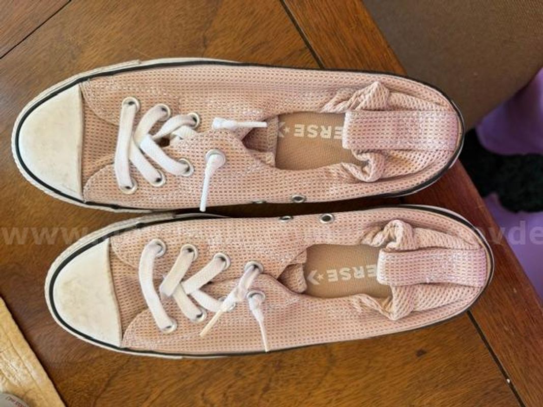 Great Condition, Ladies, Size 9, Converse Slip on Sneakers