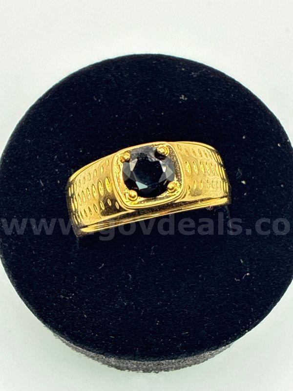 Gorgeous, Size 07, Men’s, Onyx Ring W/Accent. 24K Gold Filled.