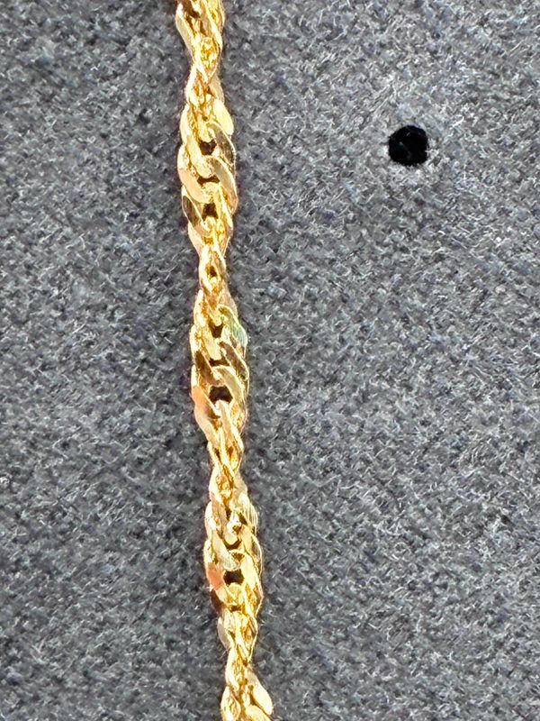 14K Real Gold! Shimmering 18” Twisted Rope Necklace! 3.8 grams & 2.5mm