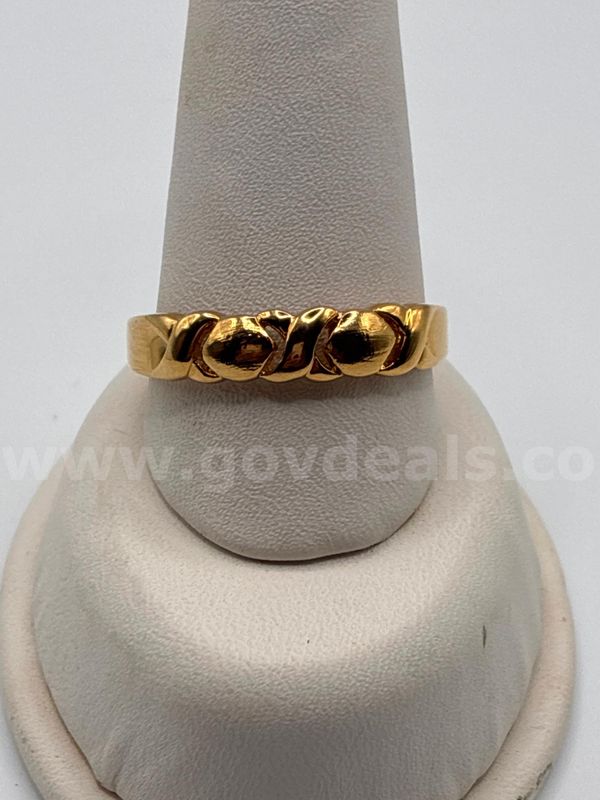 Beautiful, Ladies, 24k Gold Filled, Size 13, XO Band Ring