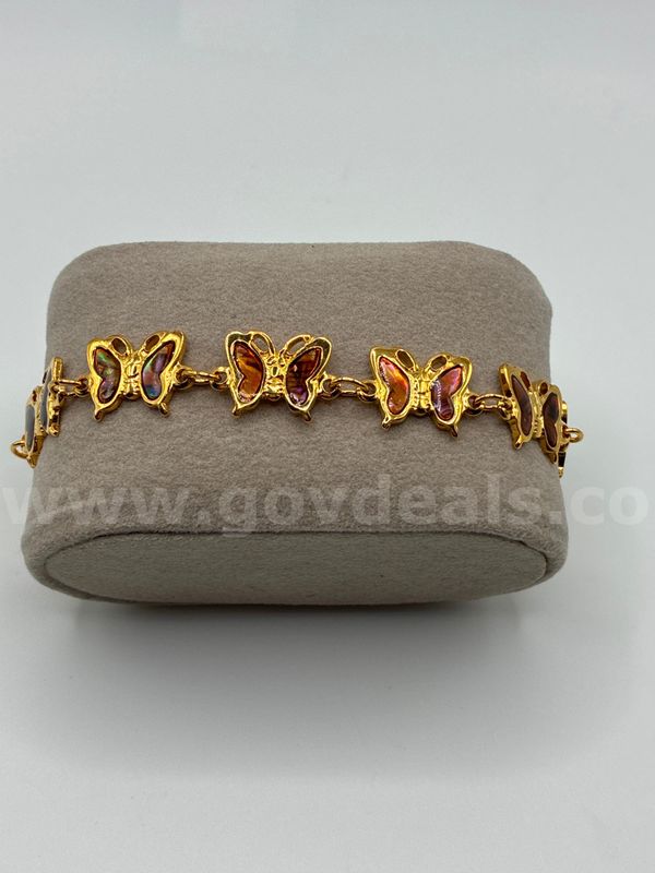 Beautiful, Ladies, 24k Gold Filled, 7 Inch, Iridescent Butterfly Link Bracelet.