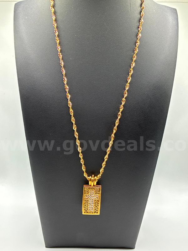 Beautiful, 24k Gold Filled, Double-Sided Cross Mosaic Pendant W/ 20” Necklace