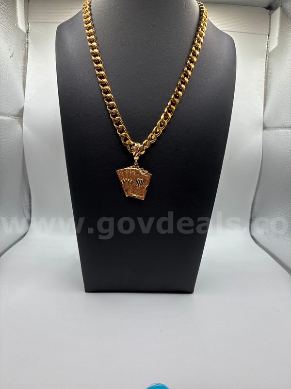Elegant, 18”, Heavy Cuban Link Chain Necklace W/ Royal Flush Card Pendant. 24K Real Gold Filled.