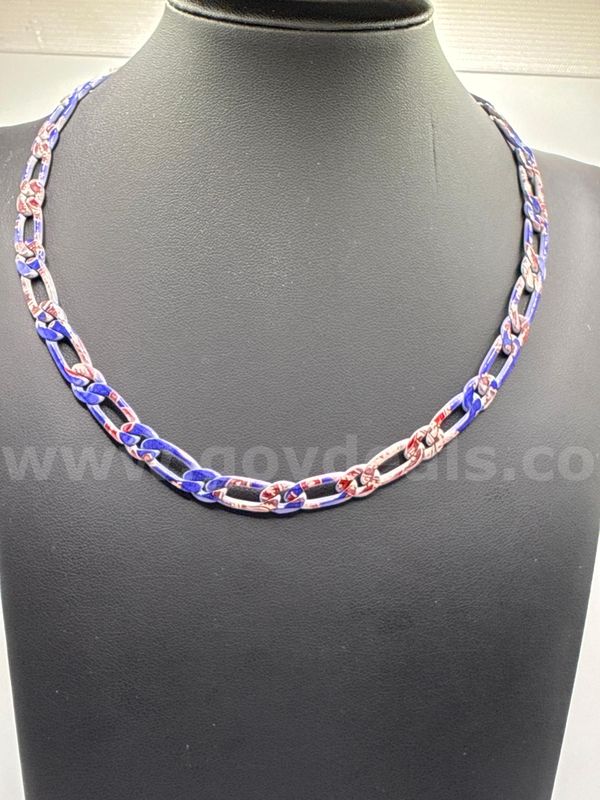 One of a kind, Acrylic, 16”, Figaro Chain Necklace.