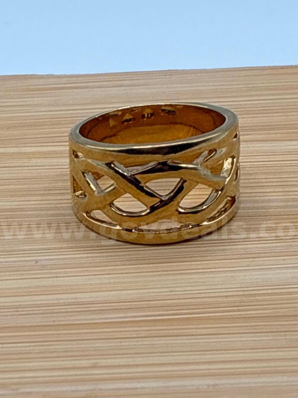 Beautiful, Ladies, Size 9, Weave Band Ring. 24k Real Gold Filled.