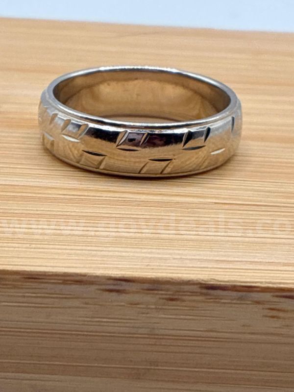 Rhodium Clad (Silver) Mens Size 12 Band.