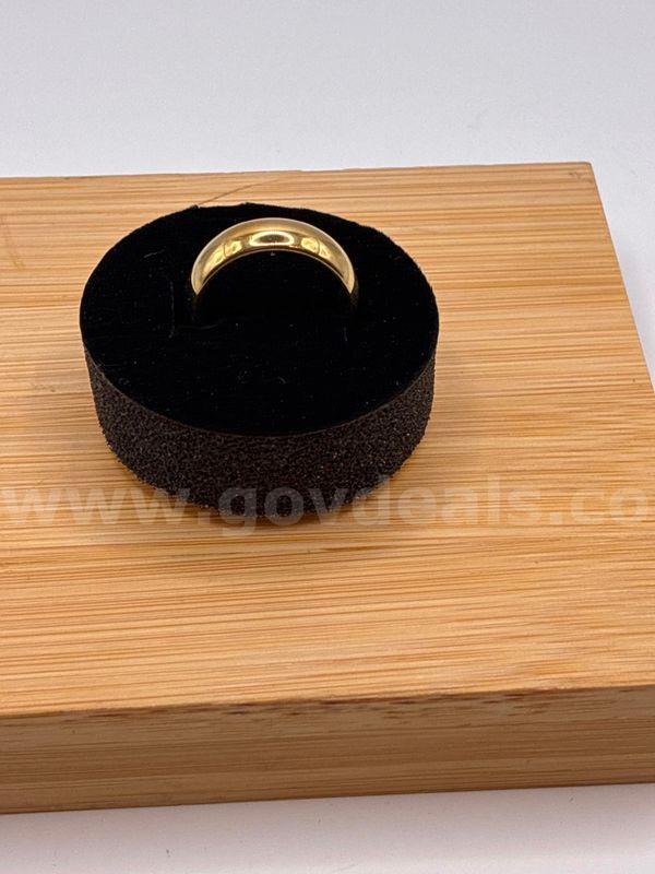 Gorgeous, Size 5 3/4 ,Smooth Wedding Band. 24k Real Gold Filled.