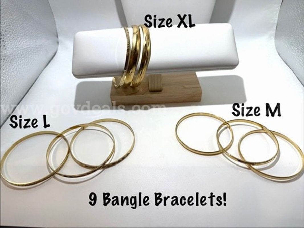 (9) Beautiful, 24k Gold Filled, Diamond Cut, Bangle Bracelets, Sizes; Med, Lg, and XL