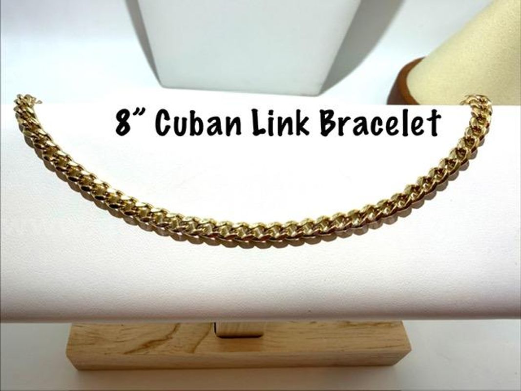 Beautiful, 24k Gold Filled, 8 Inch, Cuban Link Bracelet