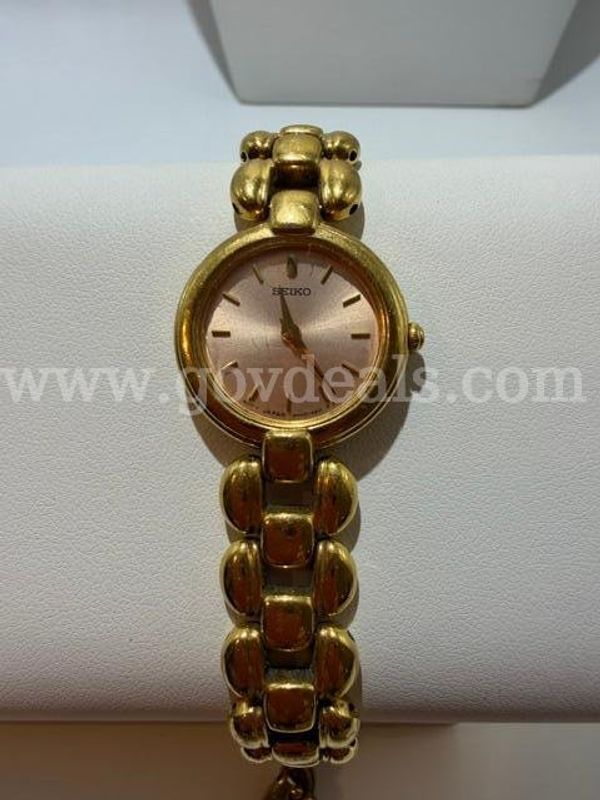 Ladies Vintage Seiko Watch, Working/Non working. Not Tested!