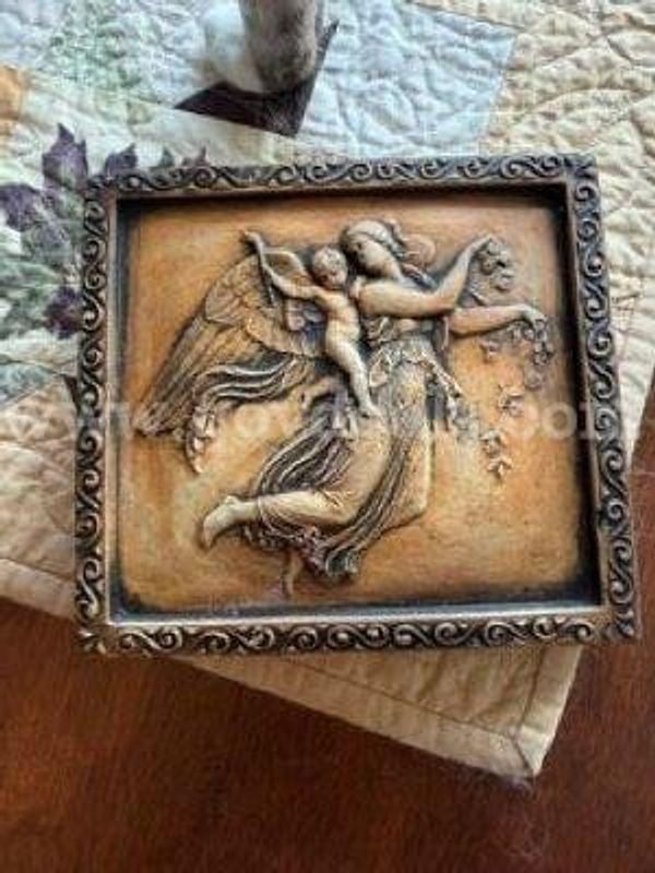 Signed Susan Kurtz, Wall Tile, Rare! Vintage