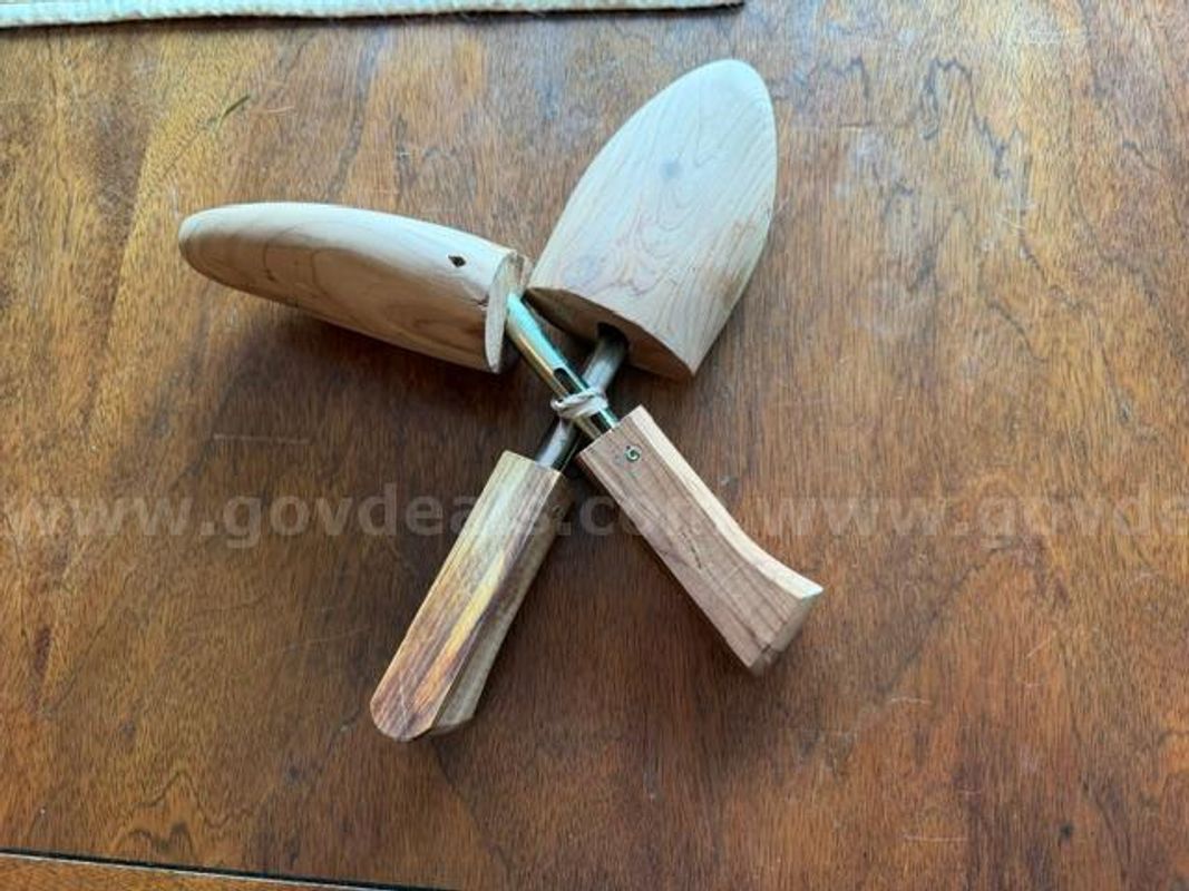 Vintage Shoe Trees, Good Condition